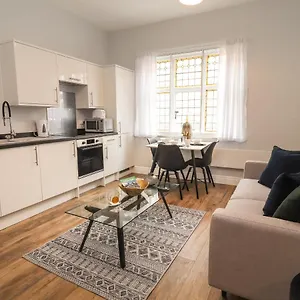 Apartment Northgate